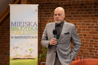Spotkanie autorskie z markiem krajewskim
