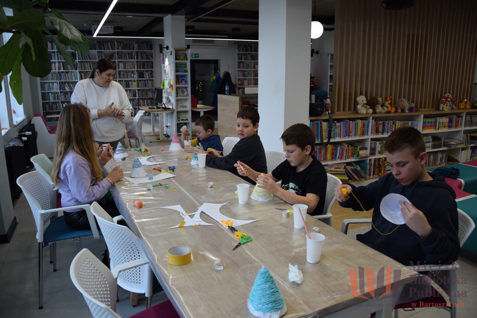 Świąteczne warsztaty w Czytelni św. Mikołaja