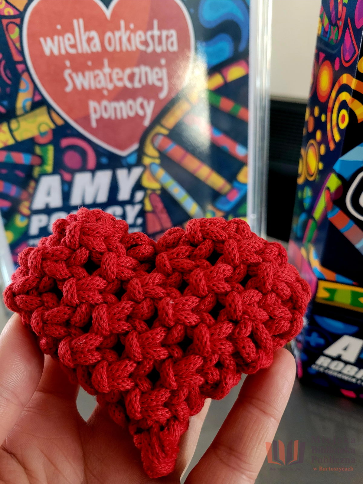 Z sercem splecione – makrama dla WOŚP