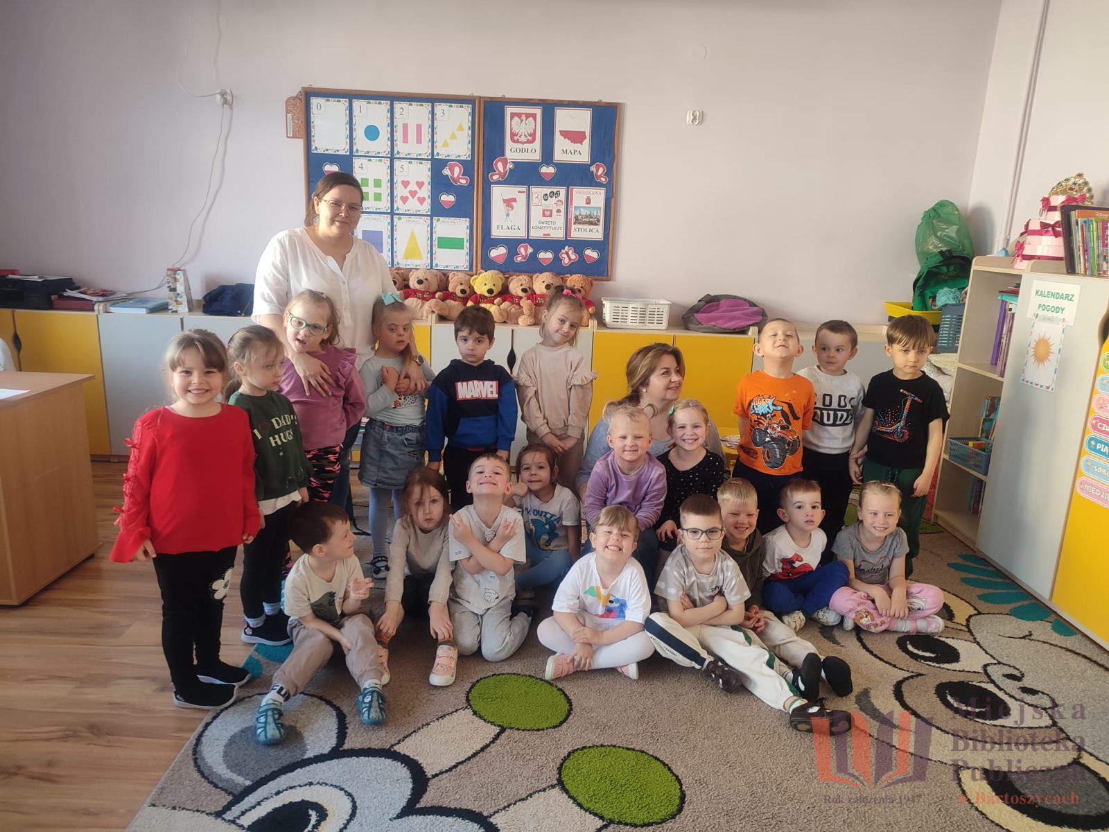 Bajkowe Smyki w świecie książek
